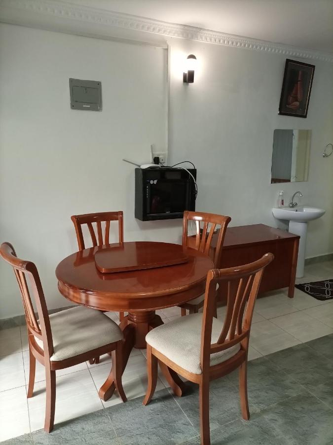 Avishai Homes キスム エクステリア 写真